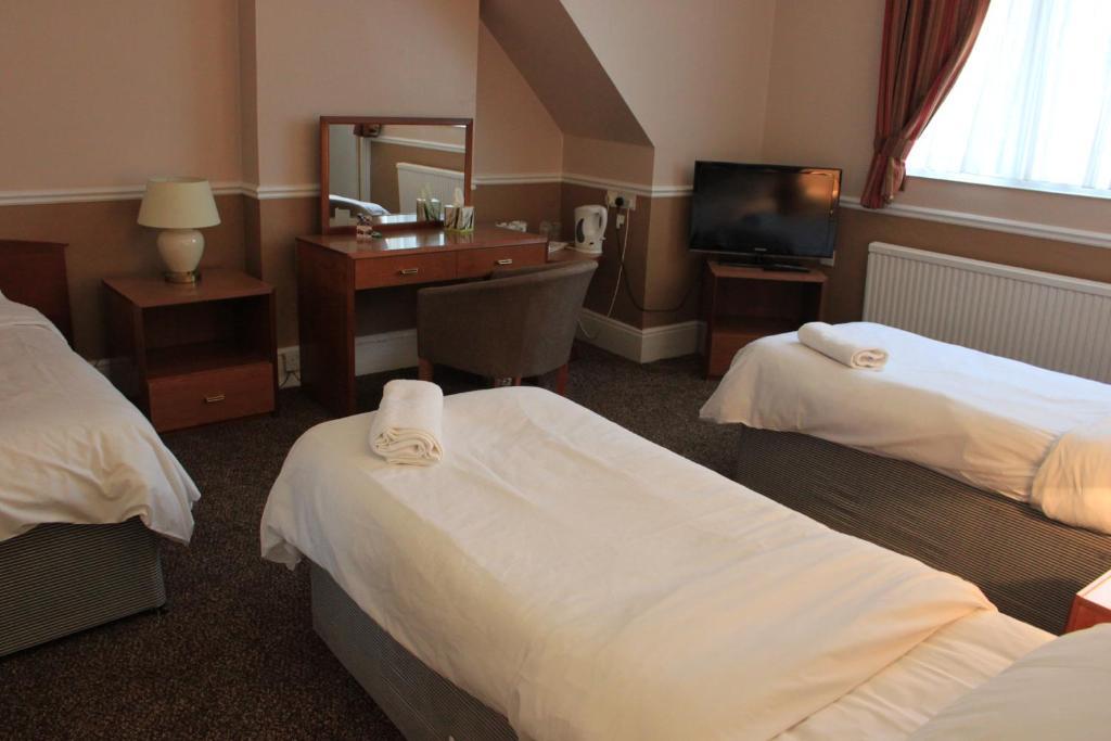 Pines Hotel Luton Airport Pokój zdjęcie