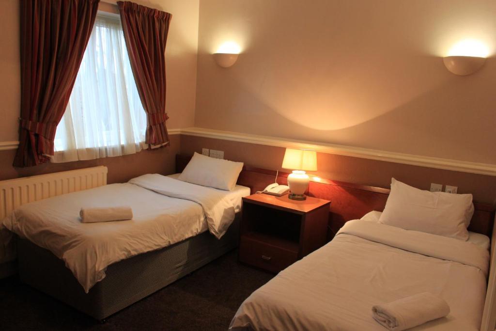 Pines Hotel Luton Airport Pokój zdjęcie