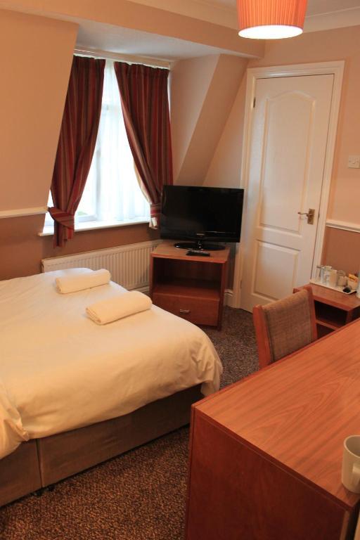 Pines Hotel Luton Airport Pokój zdjęcie