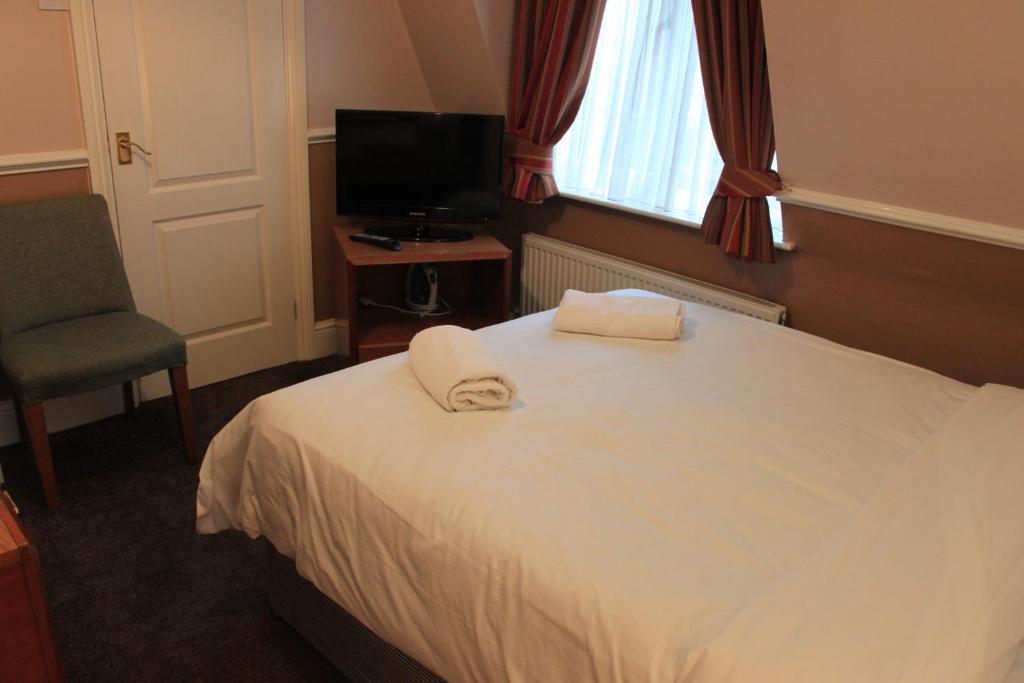 Pines Hotel Luton Airport Pokój zdjęcie